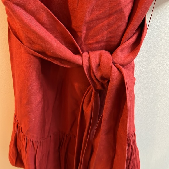 Urban Outfitters XS Lined Short-Sleeved Red Colored Dress Back Keyhole Belt - Picture 4 of 7